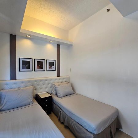 Spacious Studios Mandaluyong Buitenkant foto