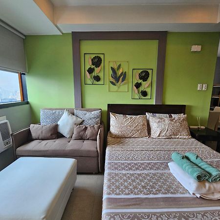 Spacious Studios Mandaluyong Buitenkant foto