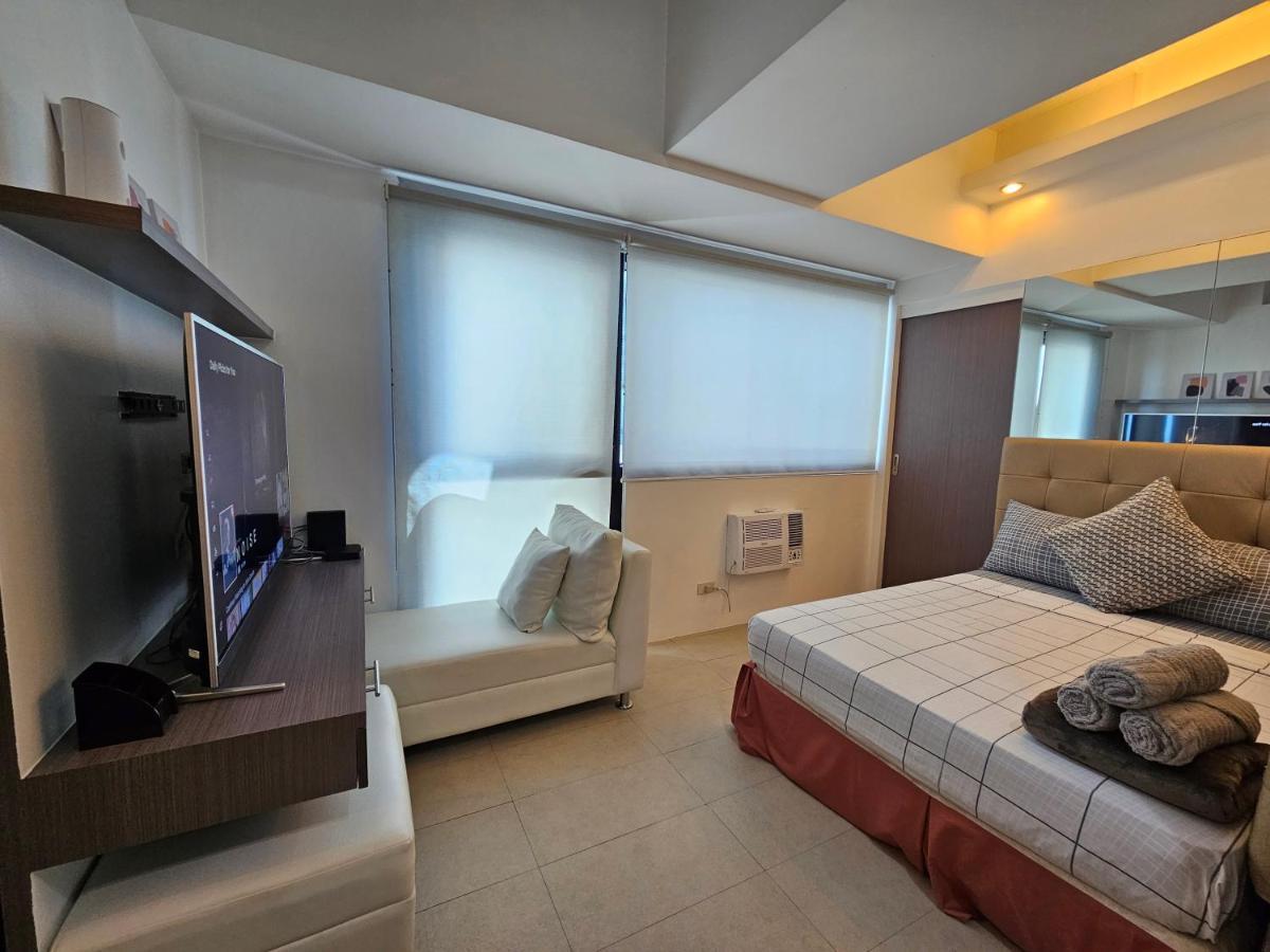 Spacious Studios Mandaluyong Buitenkant foto