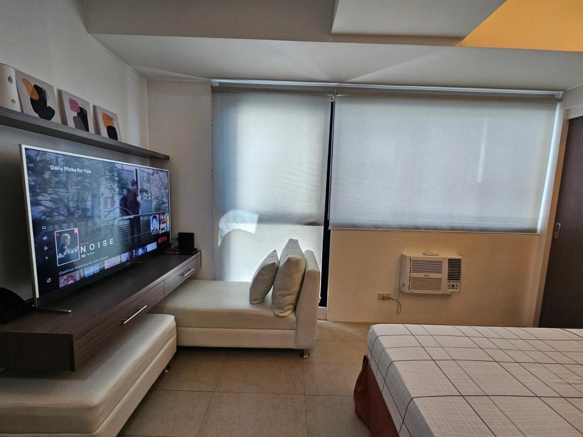 Spacious Studios Mandaluyong Buitenkant foto