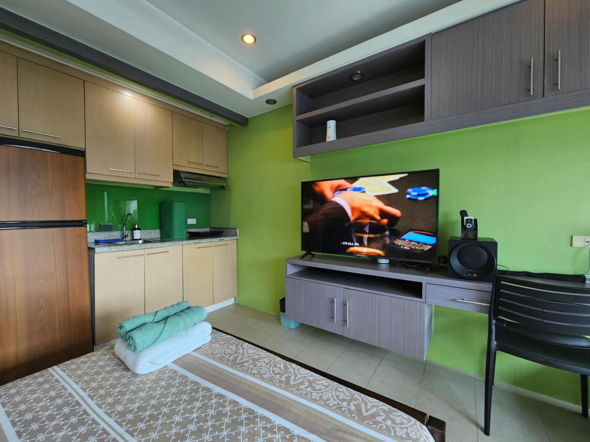 Spacious Studios Mandaluyong Buitenkant foto